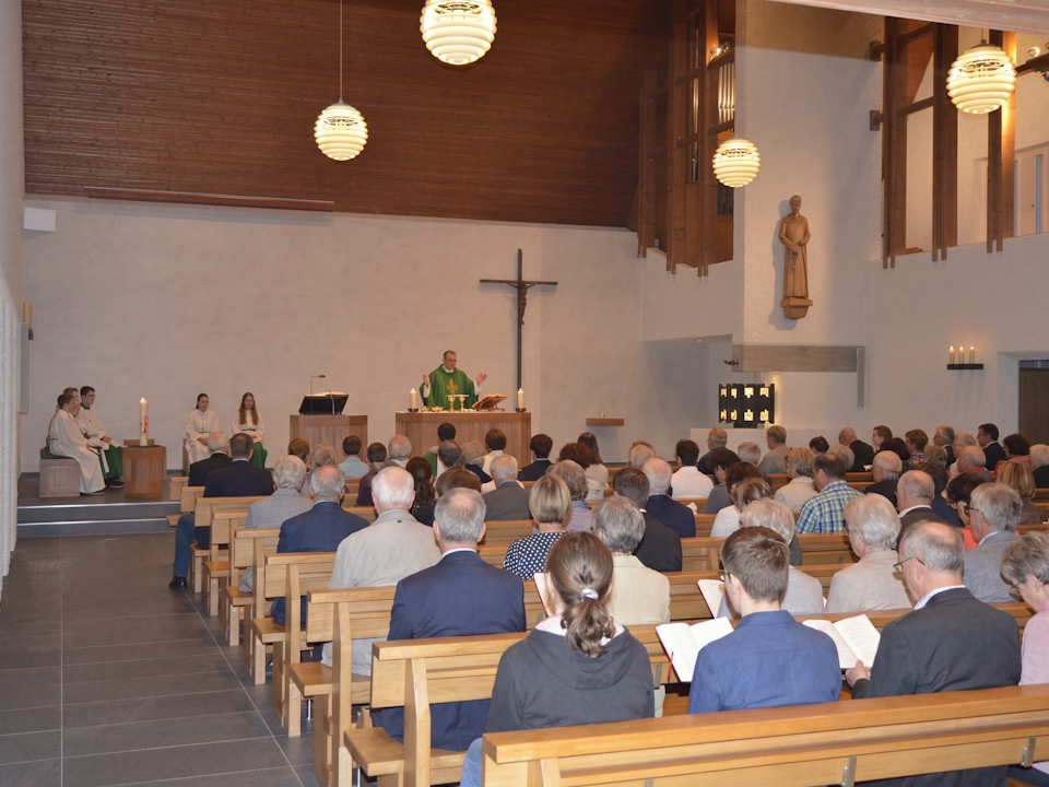 Kirche Bühler – moderne Kirchenbeschallung und integrierte Multimediatechnik Kirche Bühler – moderne Kirchenbeschallung und integrierte Multimediatechnik